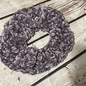 NWOT: HANDMADE Crochet Hair tie